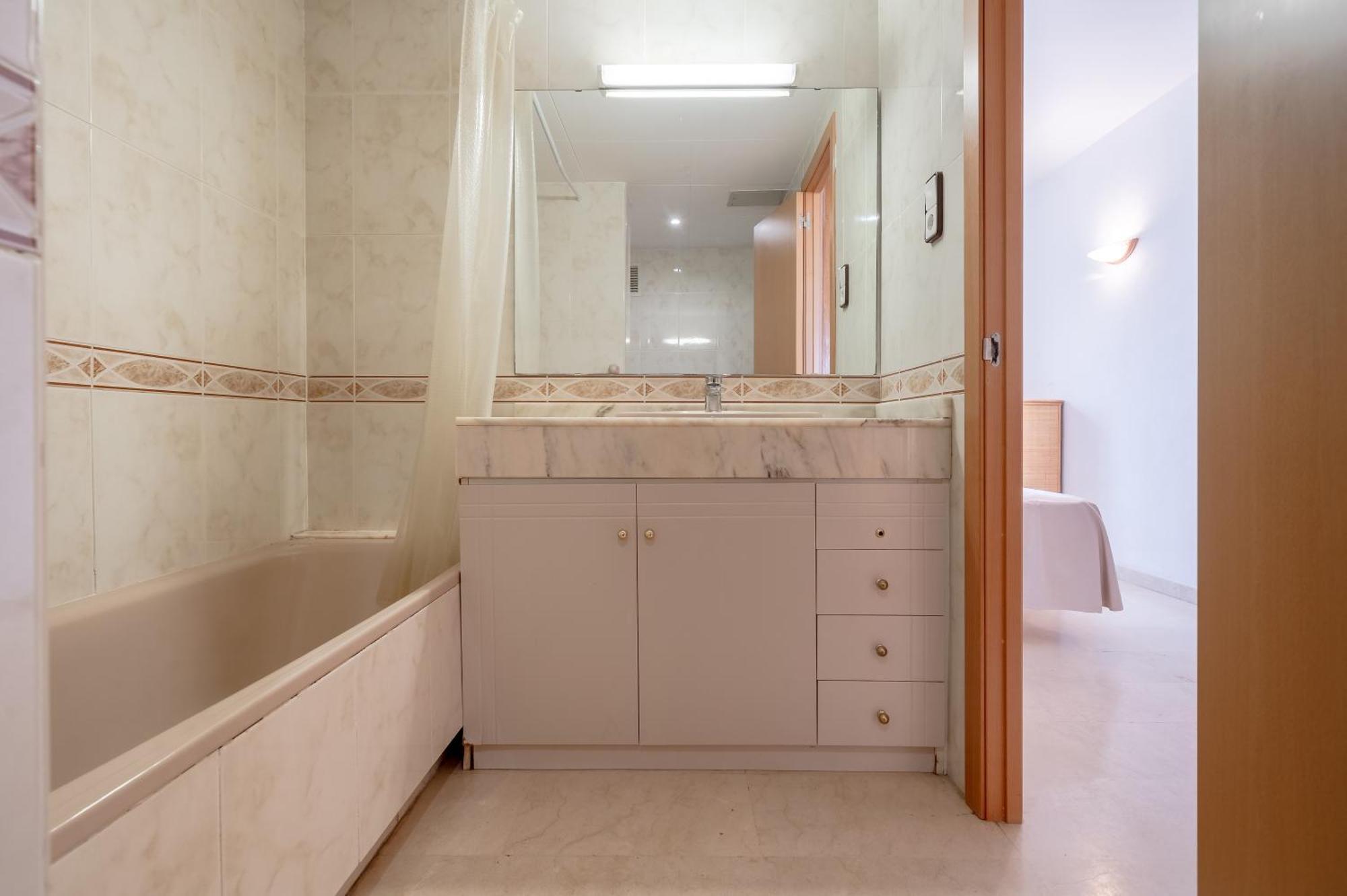 Rentalmar Central Park Salou Rom bilde
