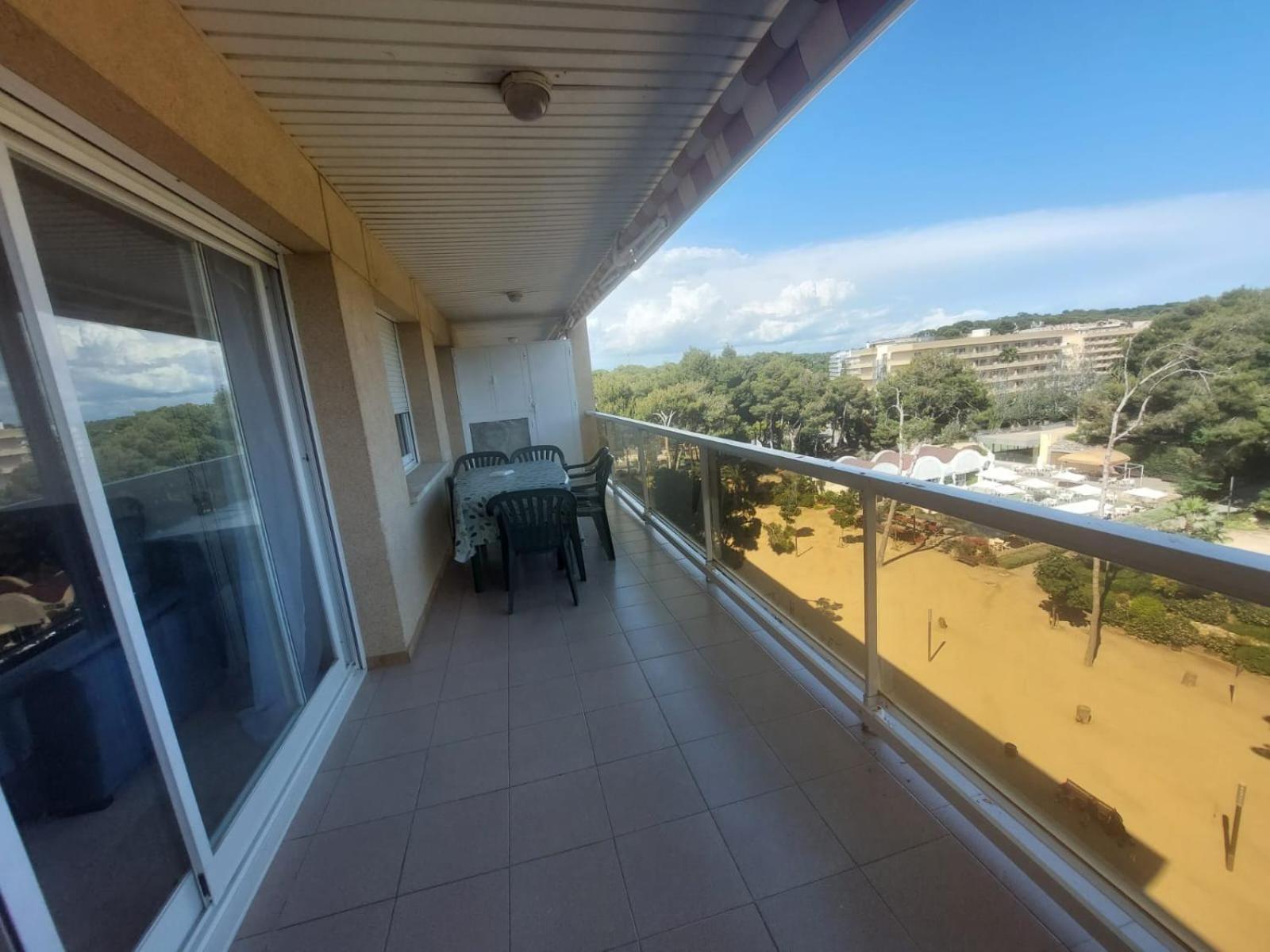 Rentalmar Central Park Salou Rom bilde